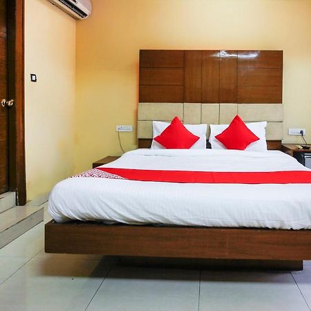 Oyo Hotel Metro International Near Lb Stadium Haydarabad Dış mekan fotoğraf