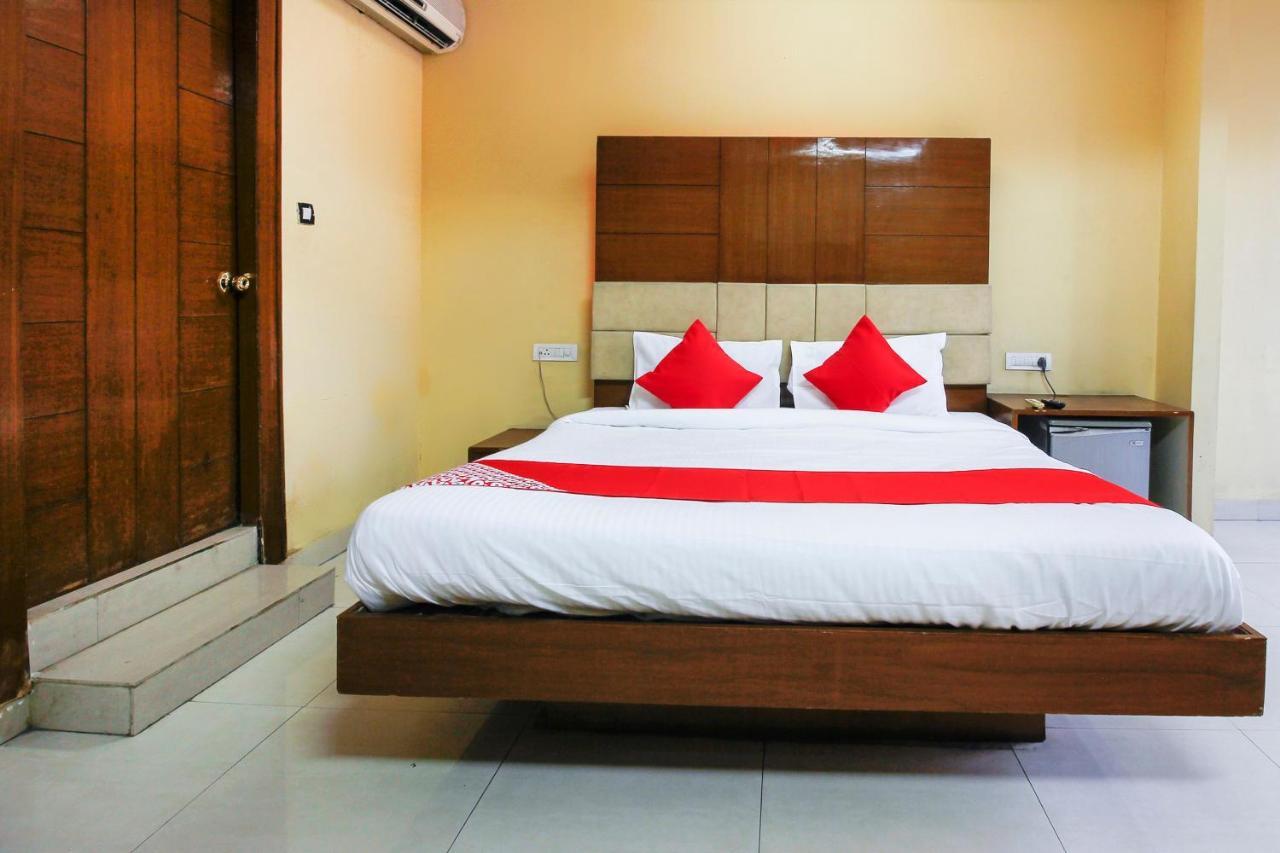 Oyo Hotel Metro International Near Lb Stadium Haydarabad Dış mekan fotoğraf
