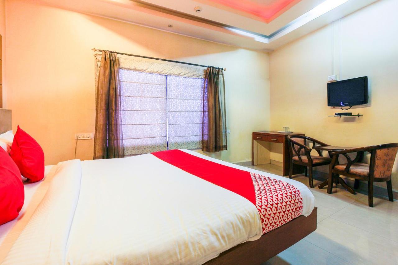 Oyo Hotel Metro International Near Lb Stadium Haydarabad Dış mekan fotoğraf